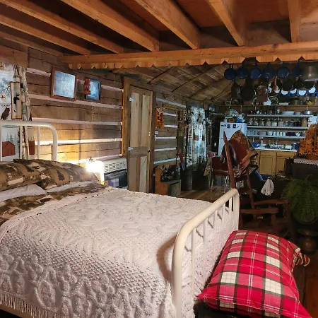 Mountain Memories Cabin Rental Booneville Exterior photo